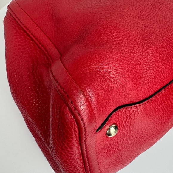 Gucci Red Soho Pebbled Leather Hobo with Tassel - Picture 7 of 15